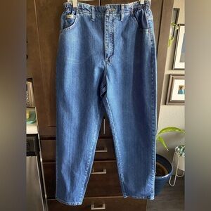 Lee Jeans size 14 medium relaxed fit.